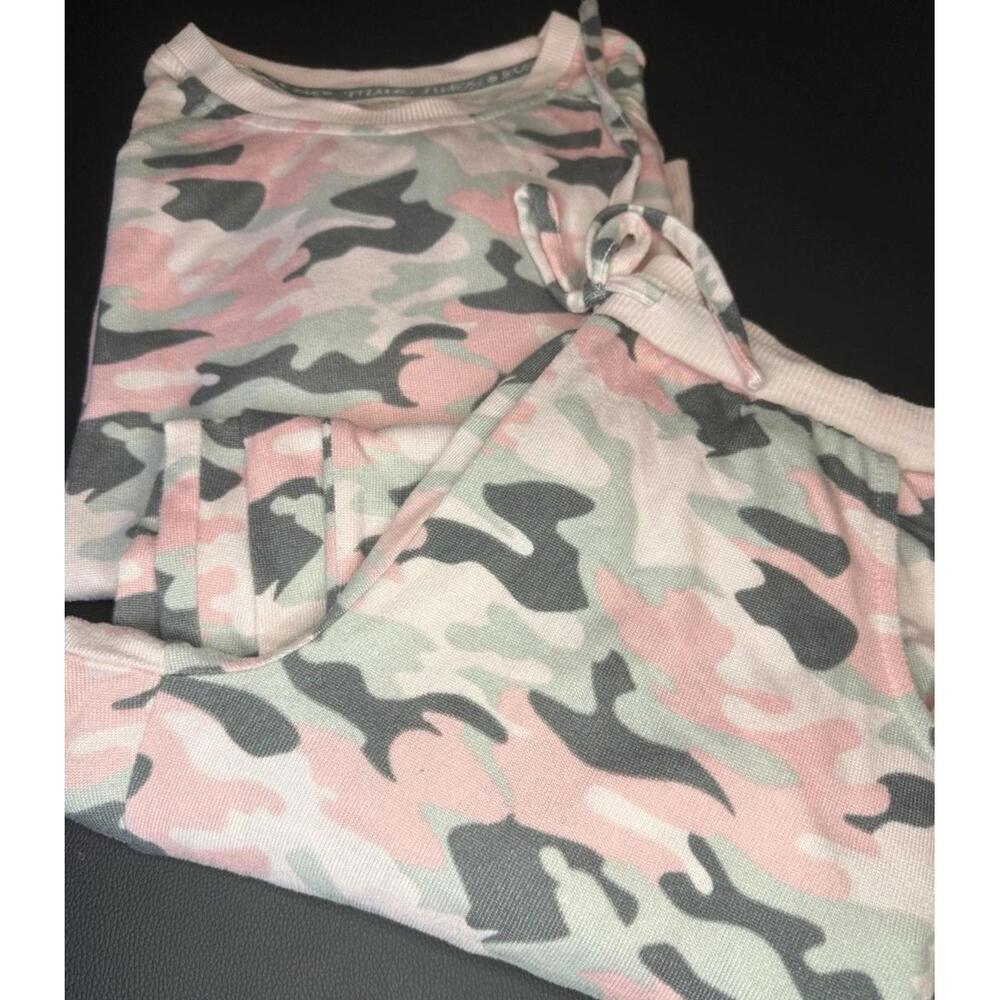 MUK LUKS  Hacci Knit Novelty Pajama Set Pink Camo Medium - Picture 12 of 12